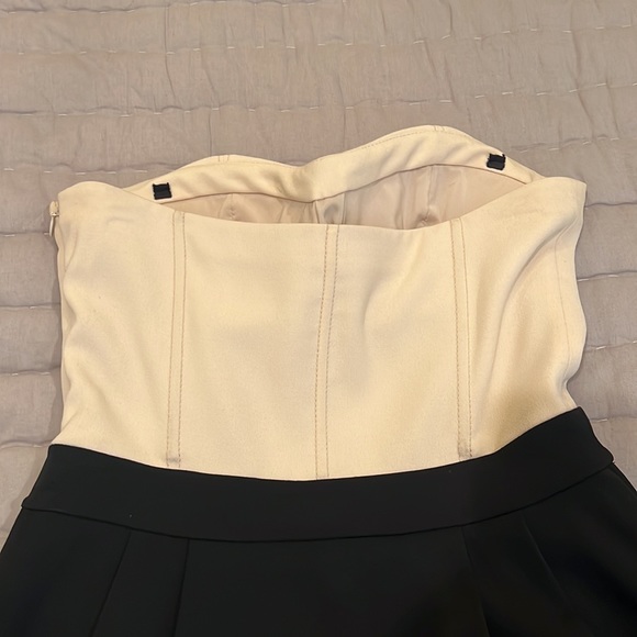 STRAPLESS DIANE VON FURSTENBERG COCKTAIL DRESS - Picture 6 of 10